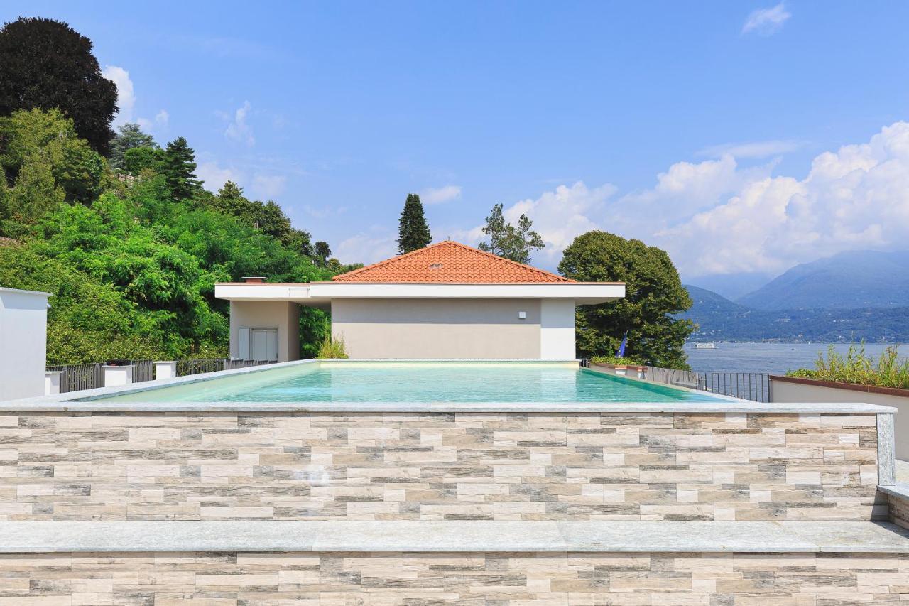 Appartamento Carolnoemi - Vista Lago - By Impero House Baveno Bagian luar foto